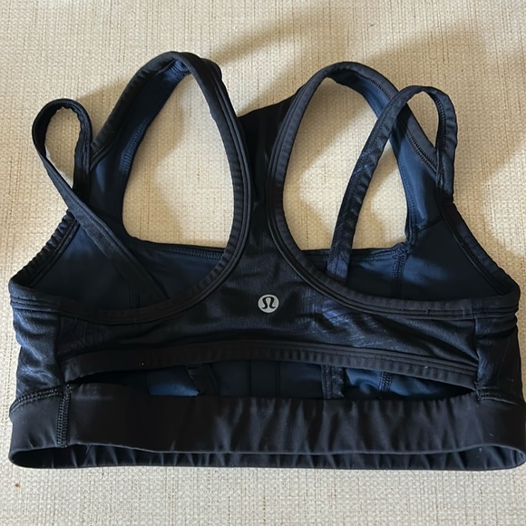 Lululemon sports bra - Picture 2 of 2